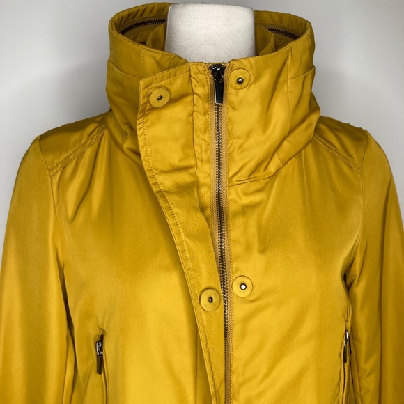 Zara mustard peplum rain coat XSM - Picture 4 of 10